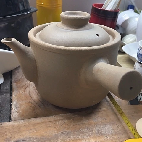 微瑕，明火，口径19高度14，2.6L