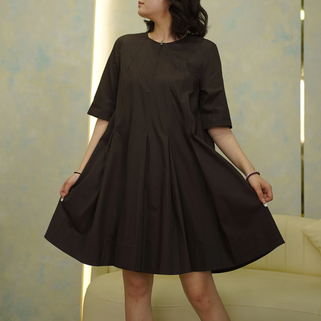 时尚简约高级感连衣裙2025夏季新款微胖女装气质显瘦裙子