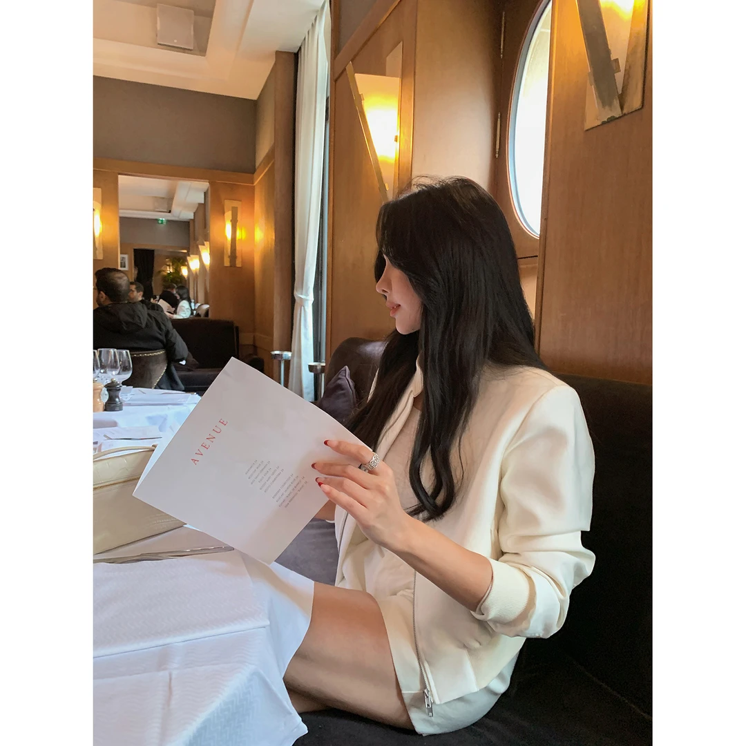 施薇靓9/22 韩女千金  L*P丝羊毛马术风 拼皮小立领夹克外套/短裤