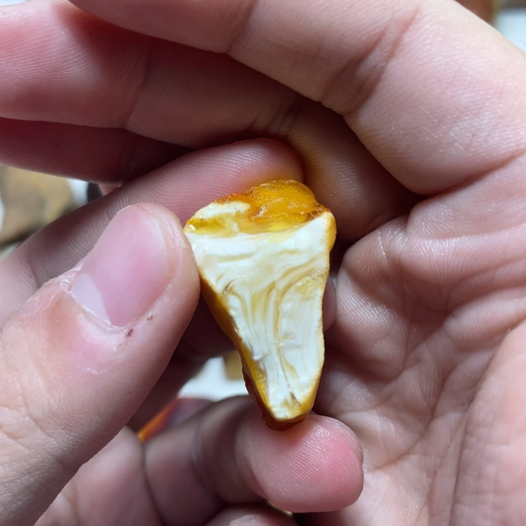 定制琥珀天然原矿