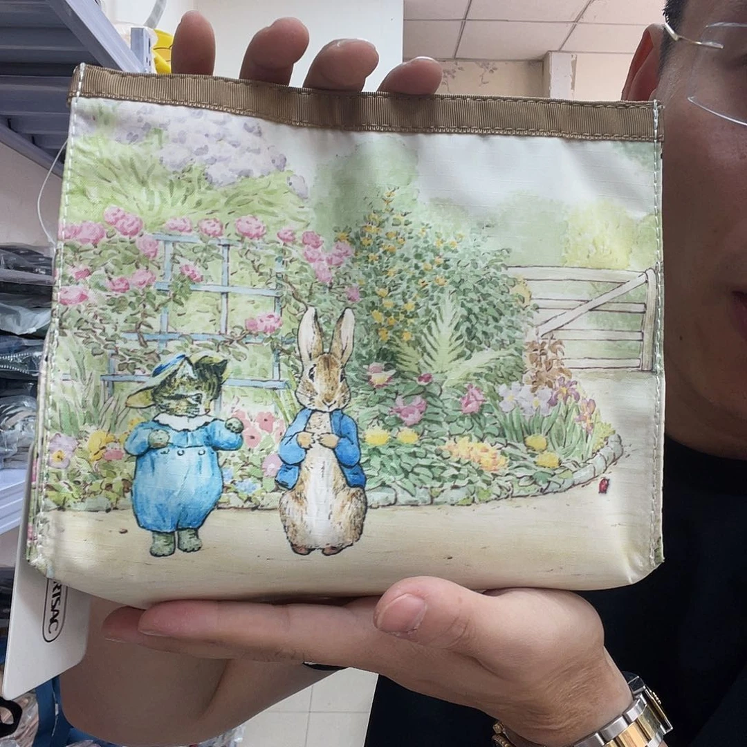 PU化妆包等各种产品