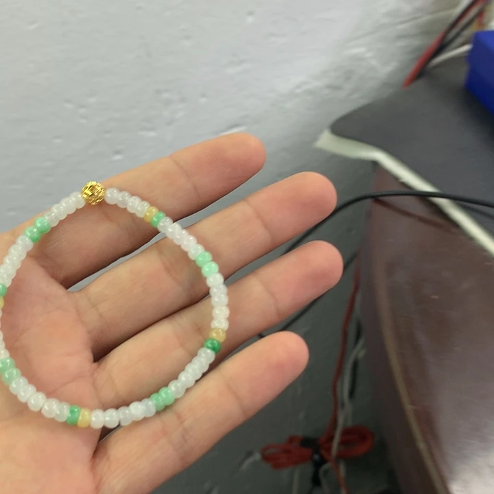 翡翠手链未镶嵌ᴍ***.天然翡翠A货手串