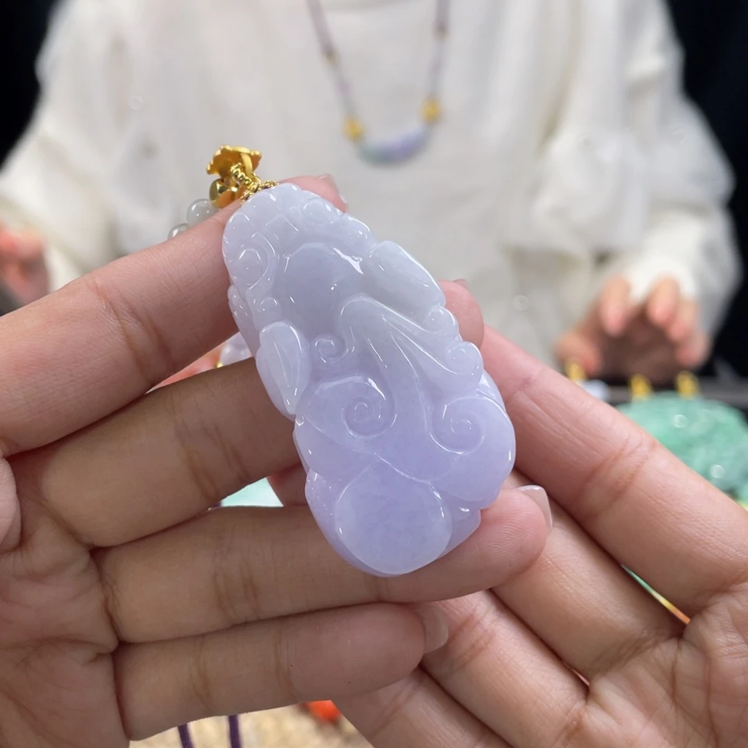 翡翠颈饰未镶嵌代编织