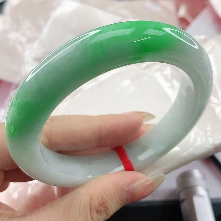 未镶嵌手镯翡翠，248