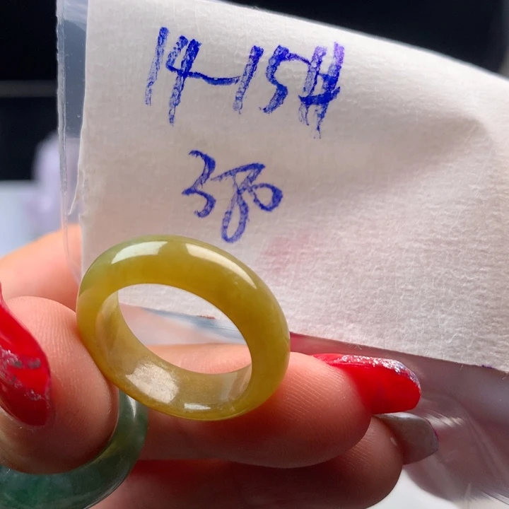 C***‘定制翡翠未镶嵌戒圈