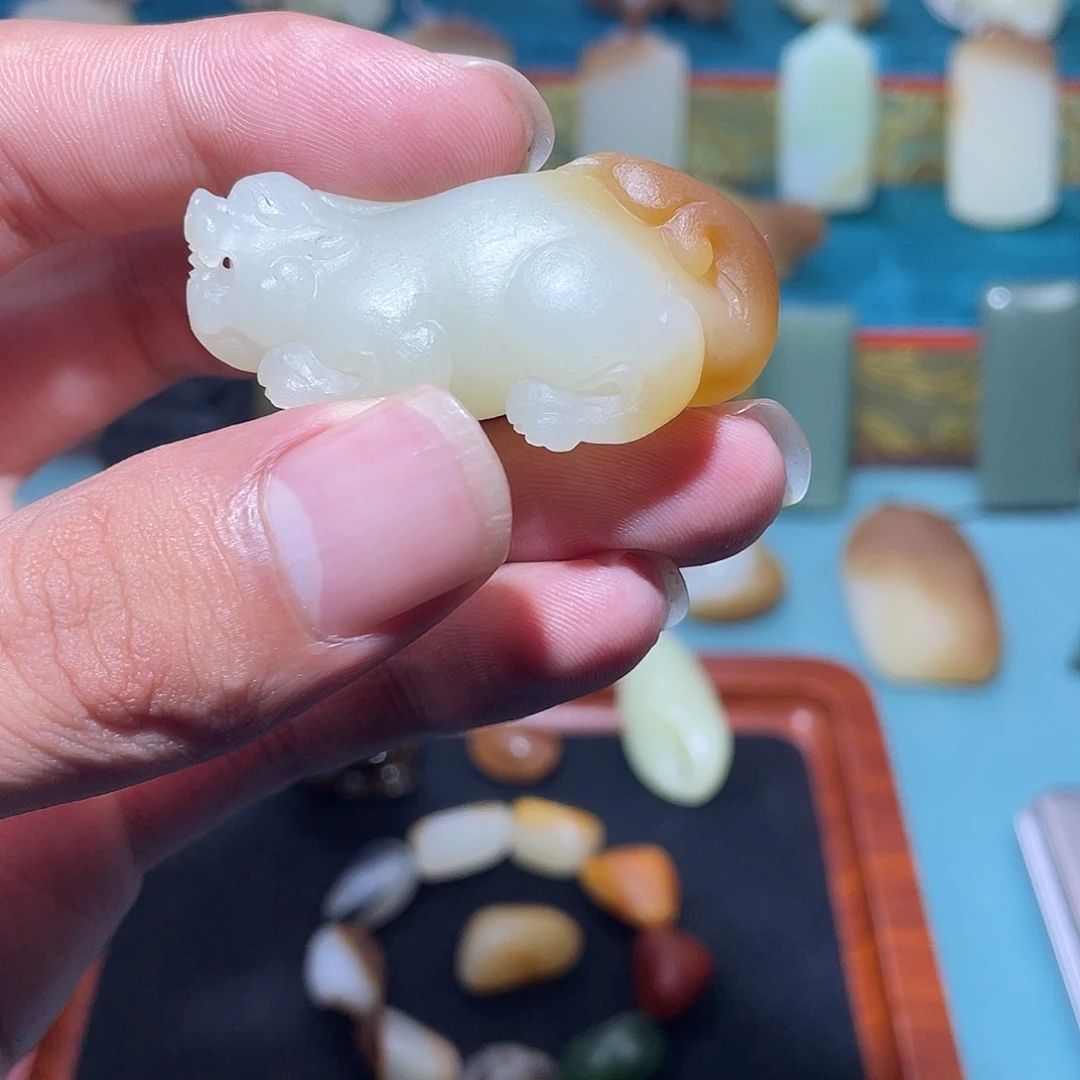 和田玉未镶嵌挂件