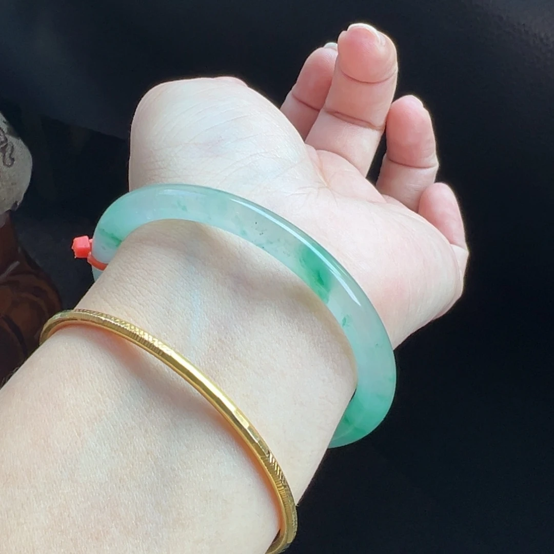 石英质玉未镶嵌手镯56