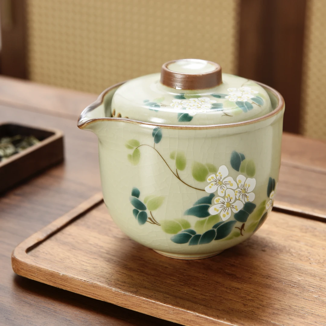手抓壶黄汝山茶花开片200毫升