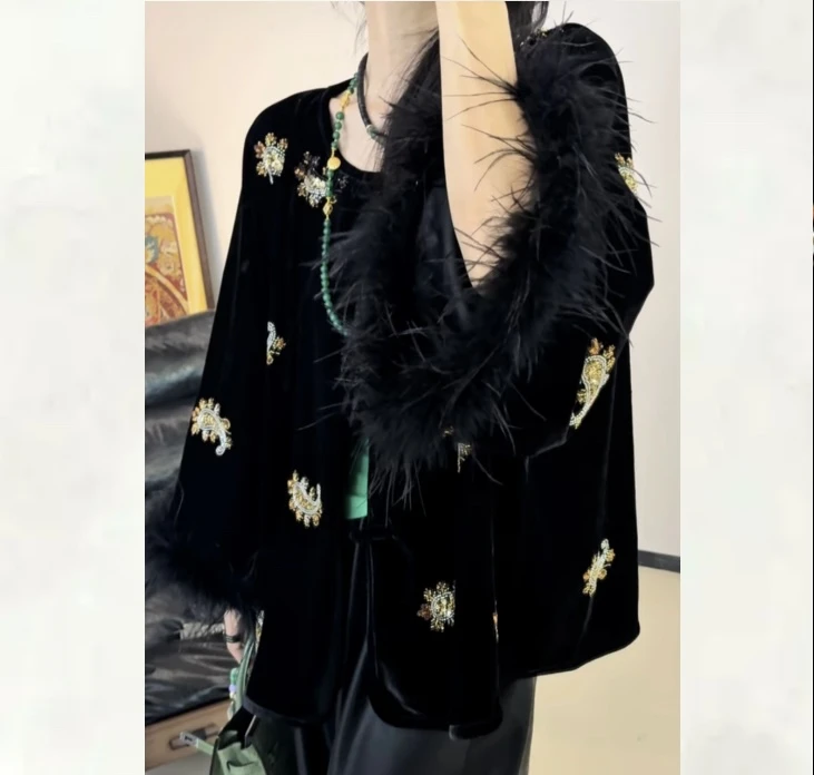 小众定制《袖口鸵鸟毛》重工中古风手工钉珠丝绒外套