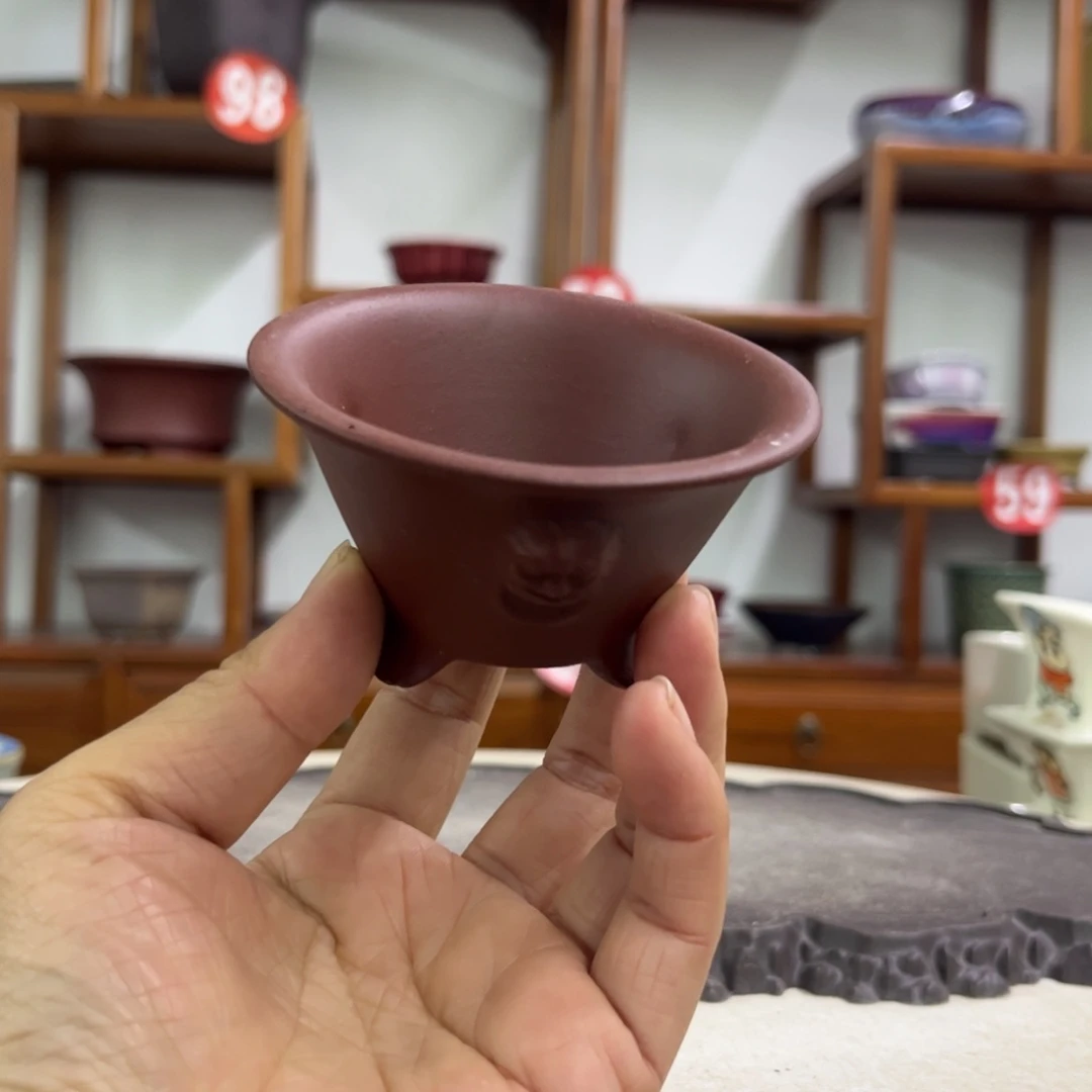 紫砂花盆瑕疵4.5-8。。。气孔