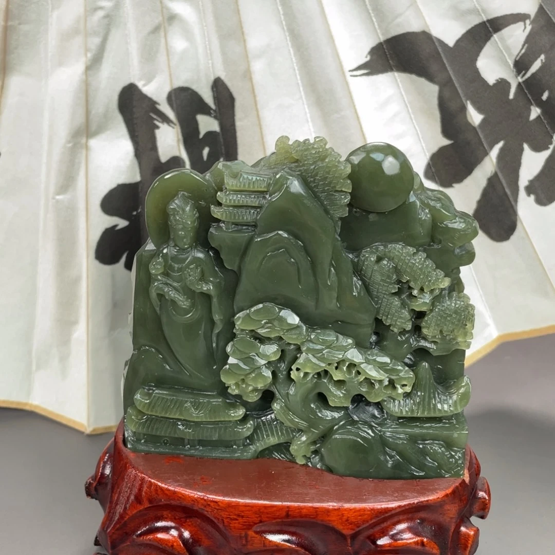 未镶嵌和田玉摆件
