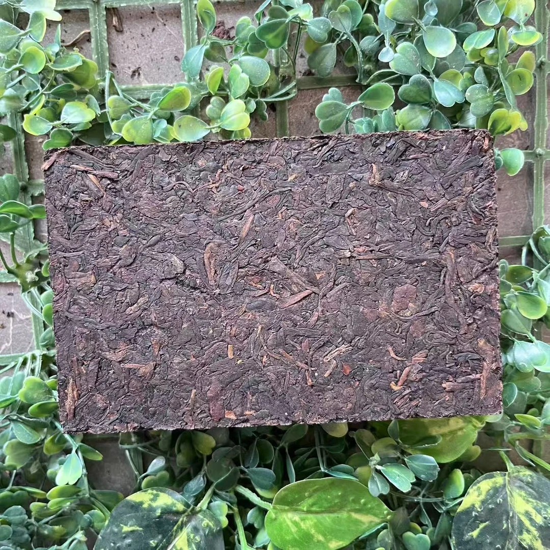 雨腾核心班 吴氏珍藏“紫票 困鹿山”古树普洱茶268g/砖 生茶（8月3）