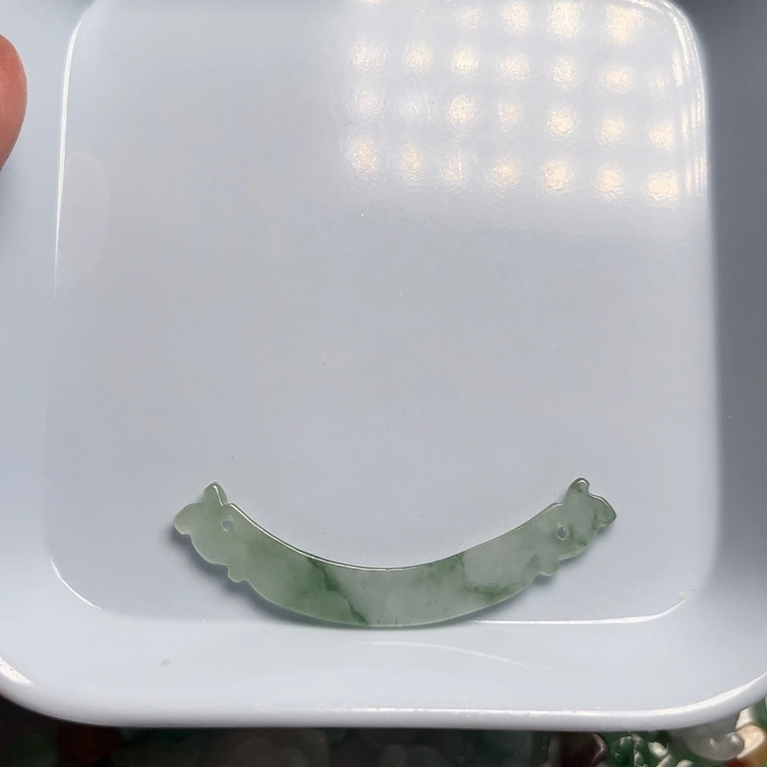 颈饰未镶嵌翡翠天然翡翠