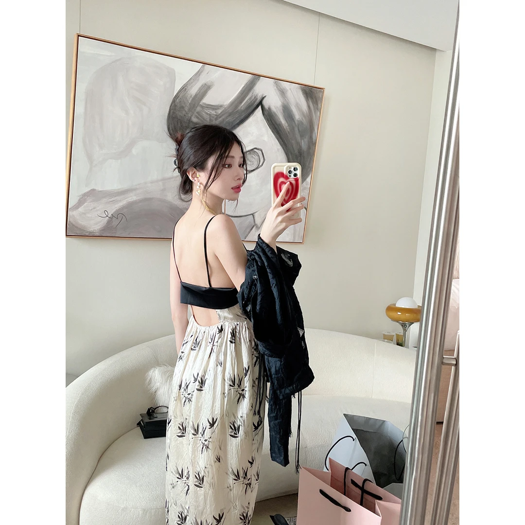 FORNI  竹枝词 肌理光感花苞吊带裙