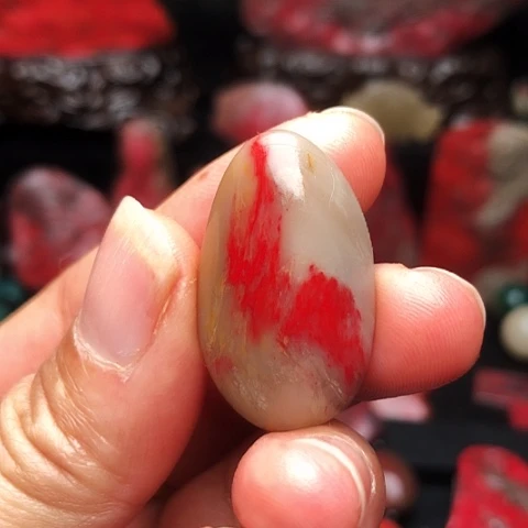 昌化鸡血石昌化鸡血石挂件