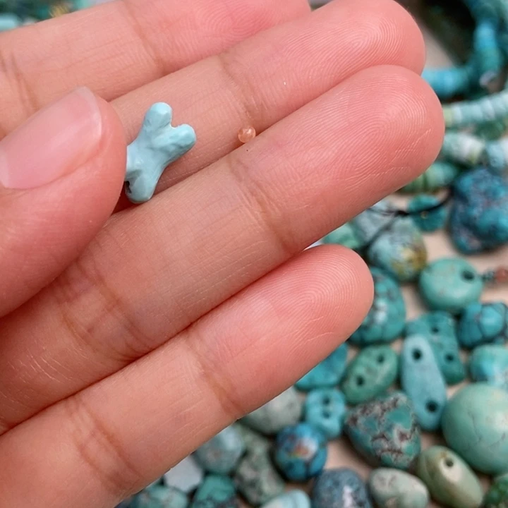 南红玛瑙未镶嵌珠宝奇石