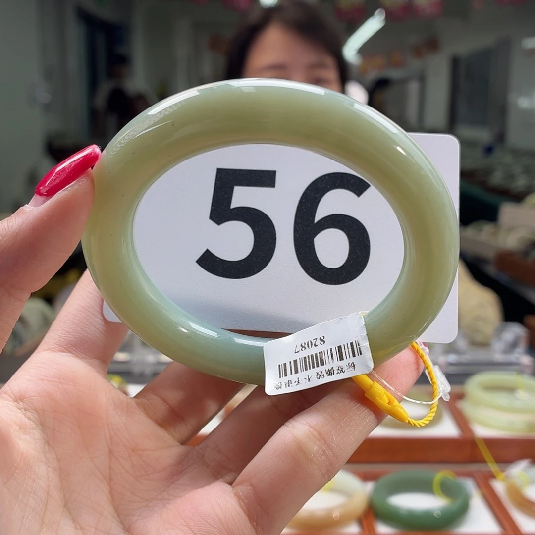 和田玉手镯未镶嵌纹