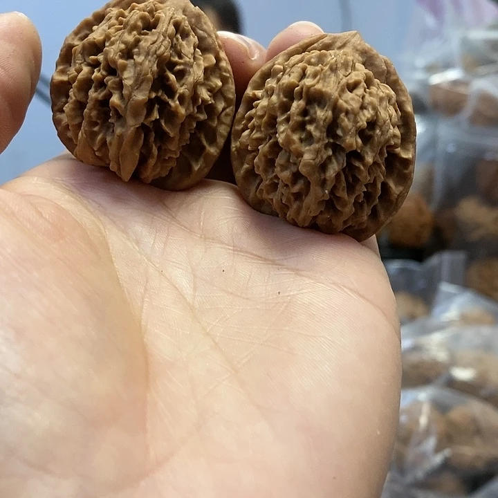 文玩核桃把件35小众蜡皮皇冠