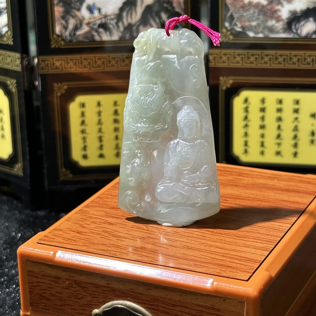 5147-天然翡翠-御龙观音