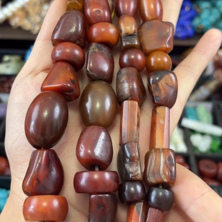 若***风玛瑙/玉髓颈饰未镶嵌