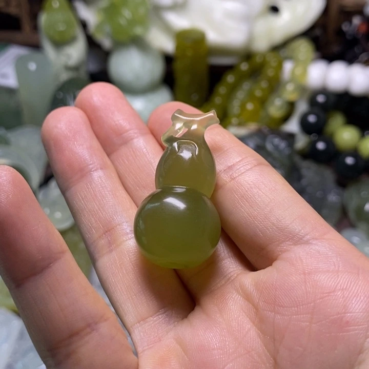 岫玉未镶嵌岫玉颈饰