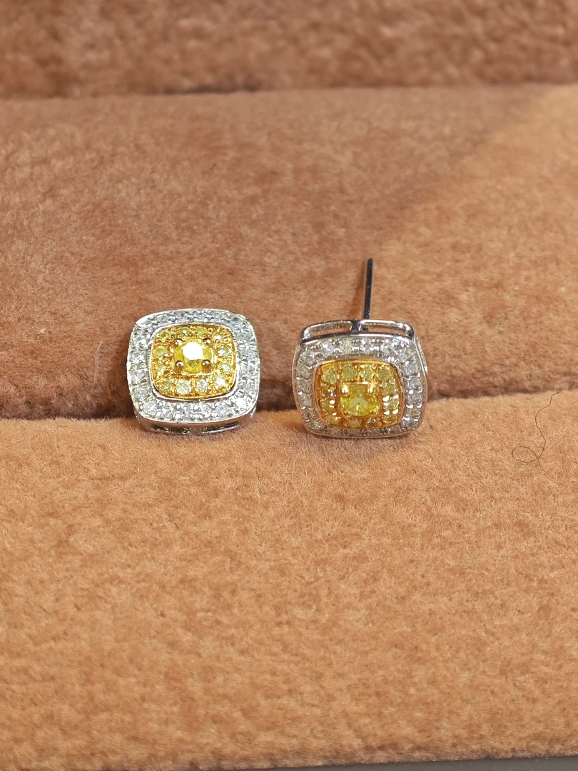 【N·5高定珠宝】 18K 黄钻大方形耳钉 ZSES001582