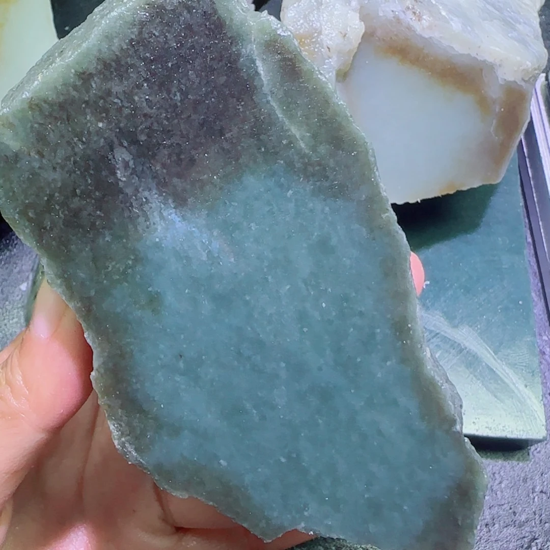 和田玉未镶嵌珠宝半成品