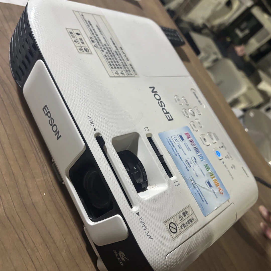 二手 爱普生w421280.800投影仪 运费自理