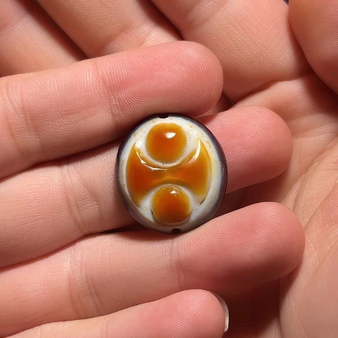 玛瑙/玉髓未镶嵌珠宝奇石