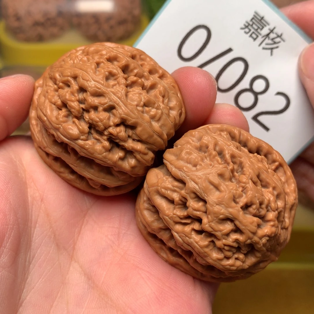 文玩核桃把件肉球粗筋39