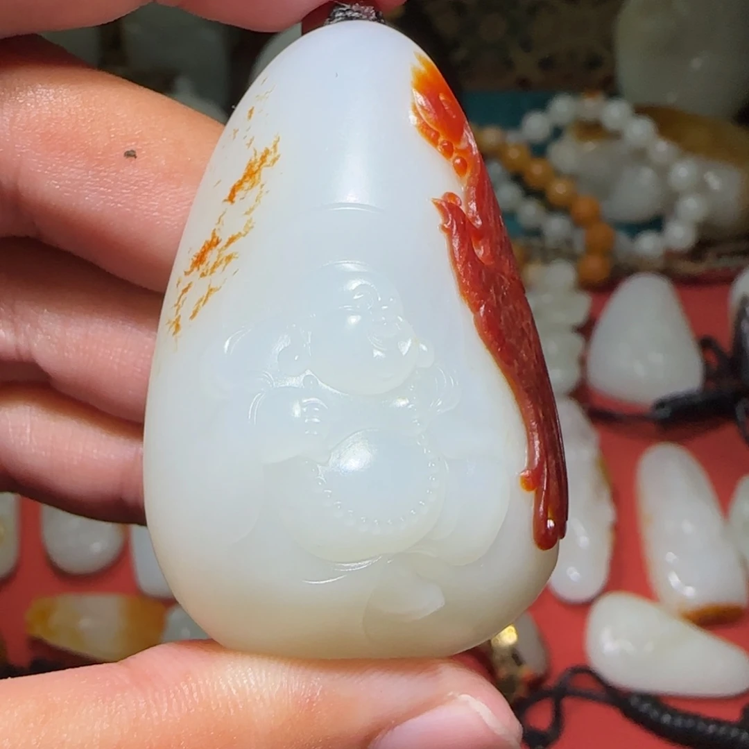 *****和田玉未镶嵌颈饰