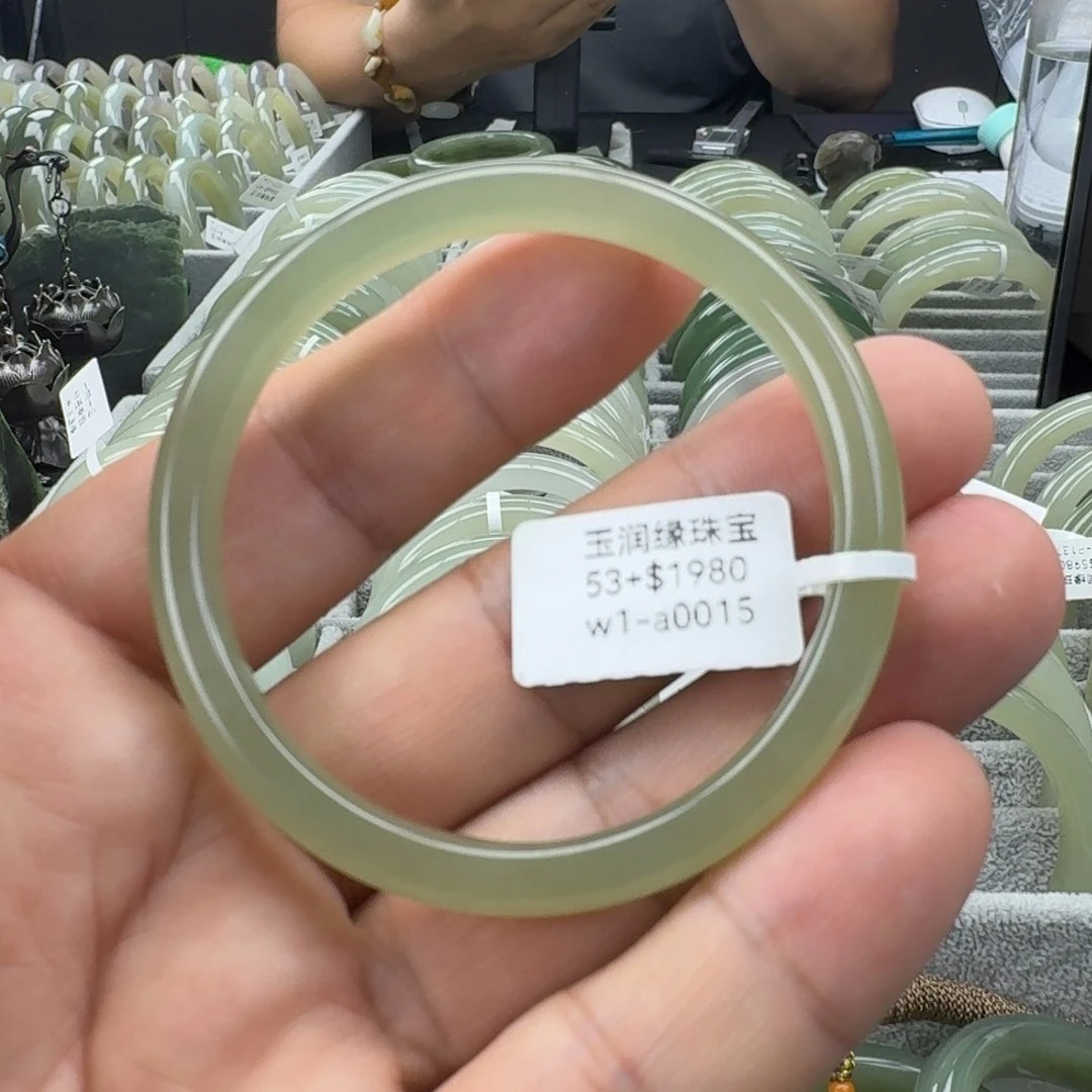 和田玉（糖玉）手镯未镶嵌