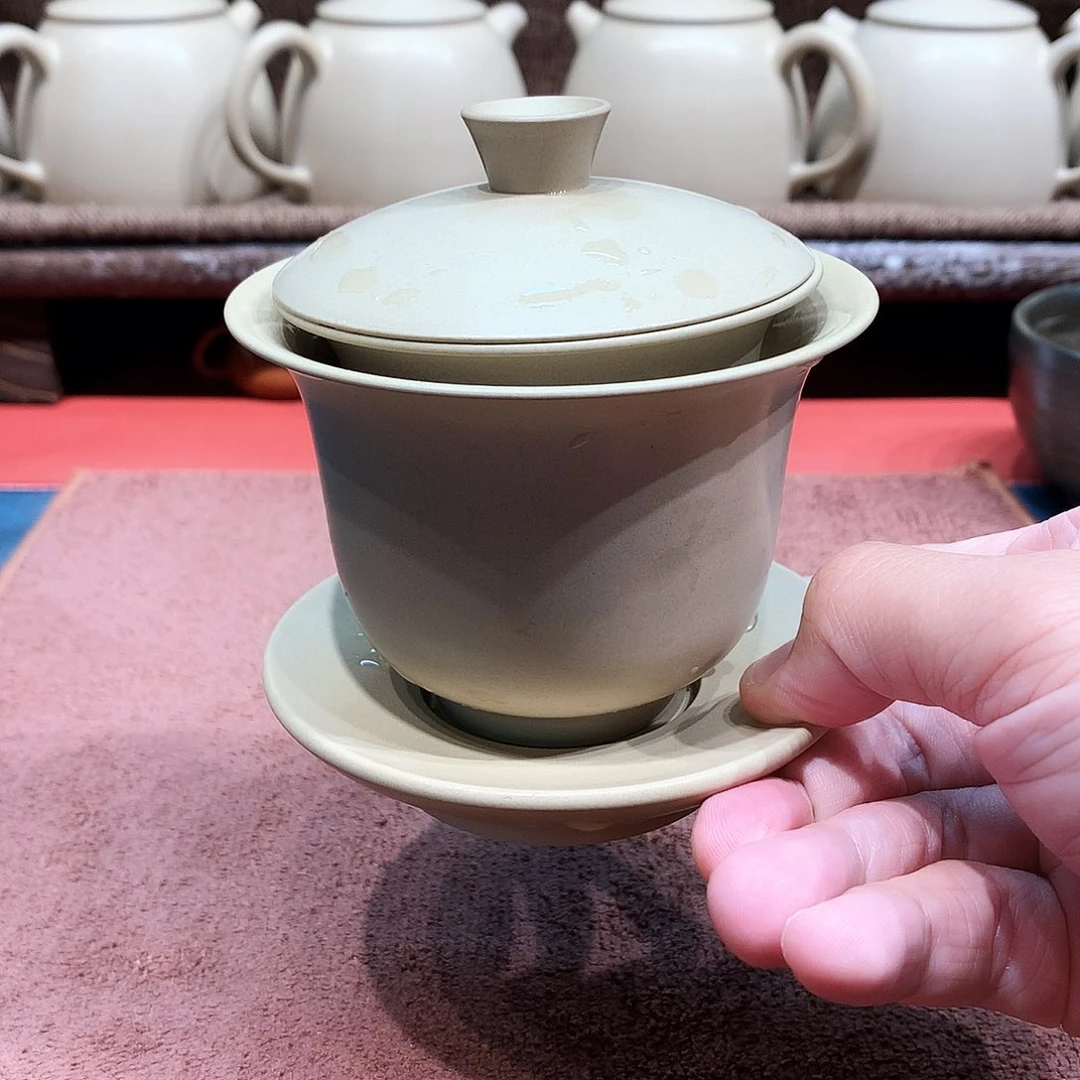 泥塑一*放漏铃铛盖碗170毫升带个杯子瑕疵