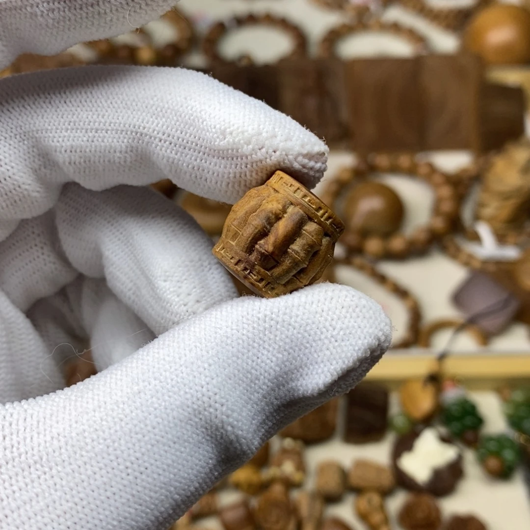 檀香木散珠印度迈索尔老山檀1.6留疤节节高