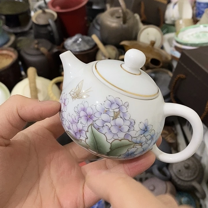 陶瓷艺术品及陶瓷制品