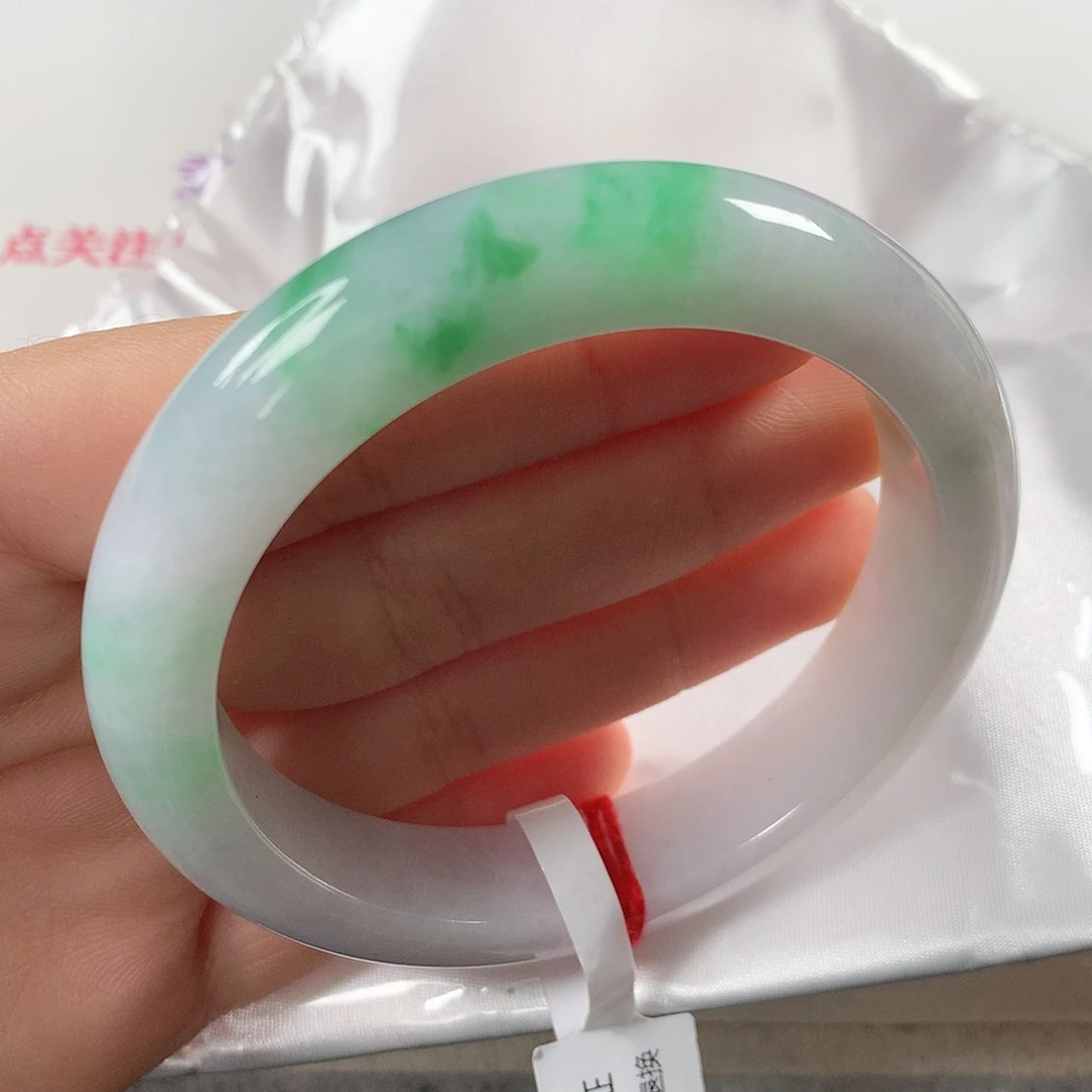翡翠手镯未镶嵌 正圈①⑥②