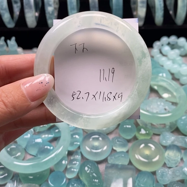 未镶嵌蛇纹石玉手镯下*?