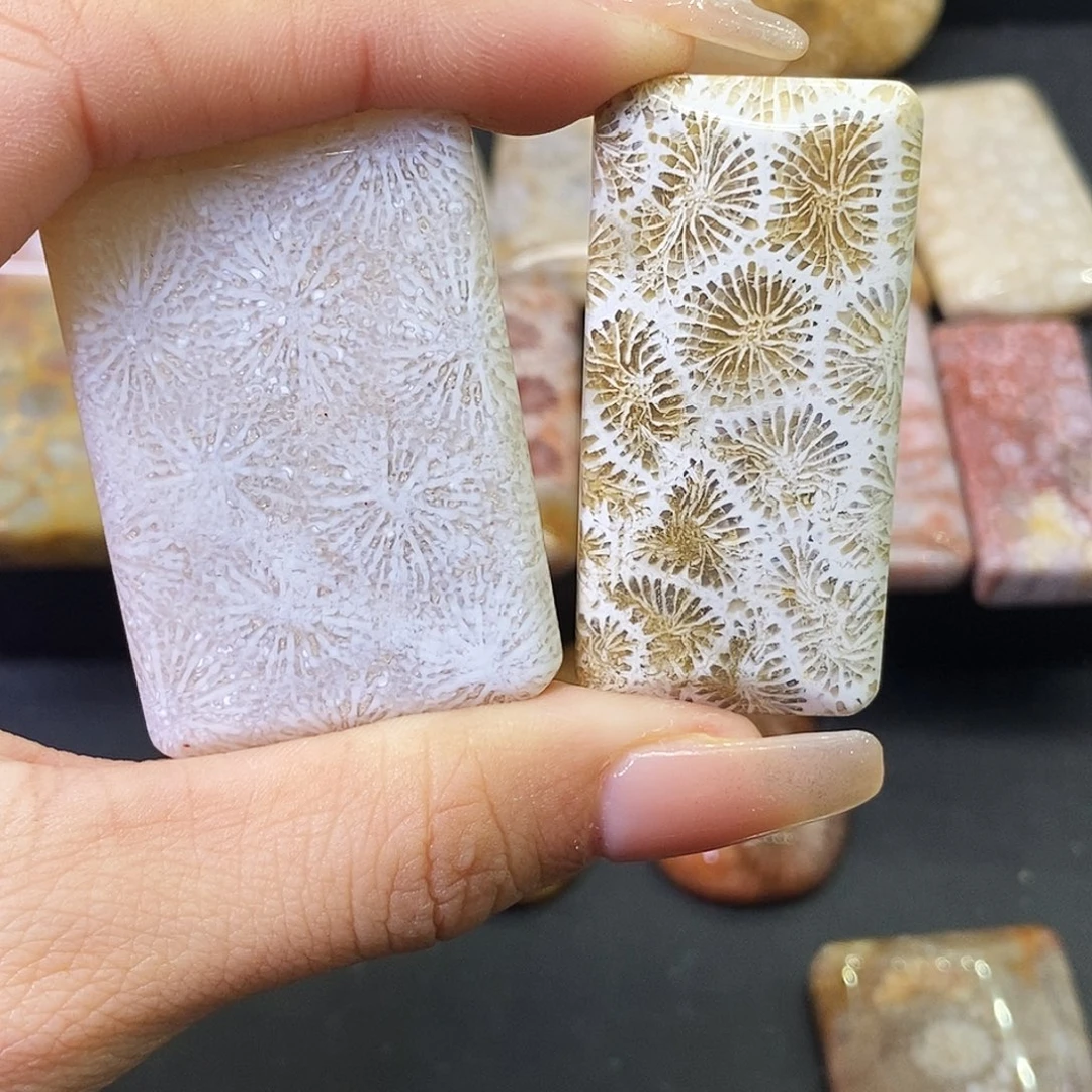 硅化玉颈饰合金薇**爱