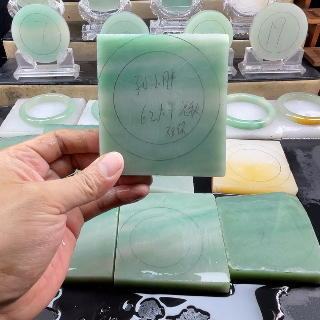 【闪购商品】定制石英质玉孙*胖加工定制