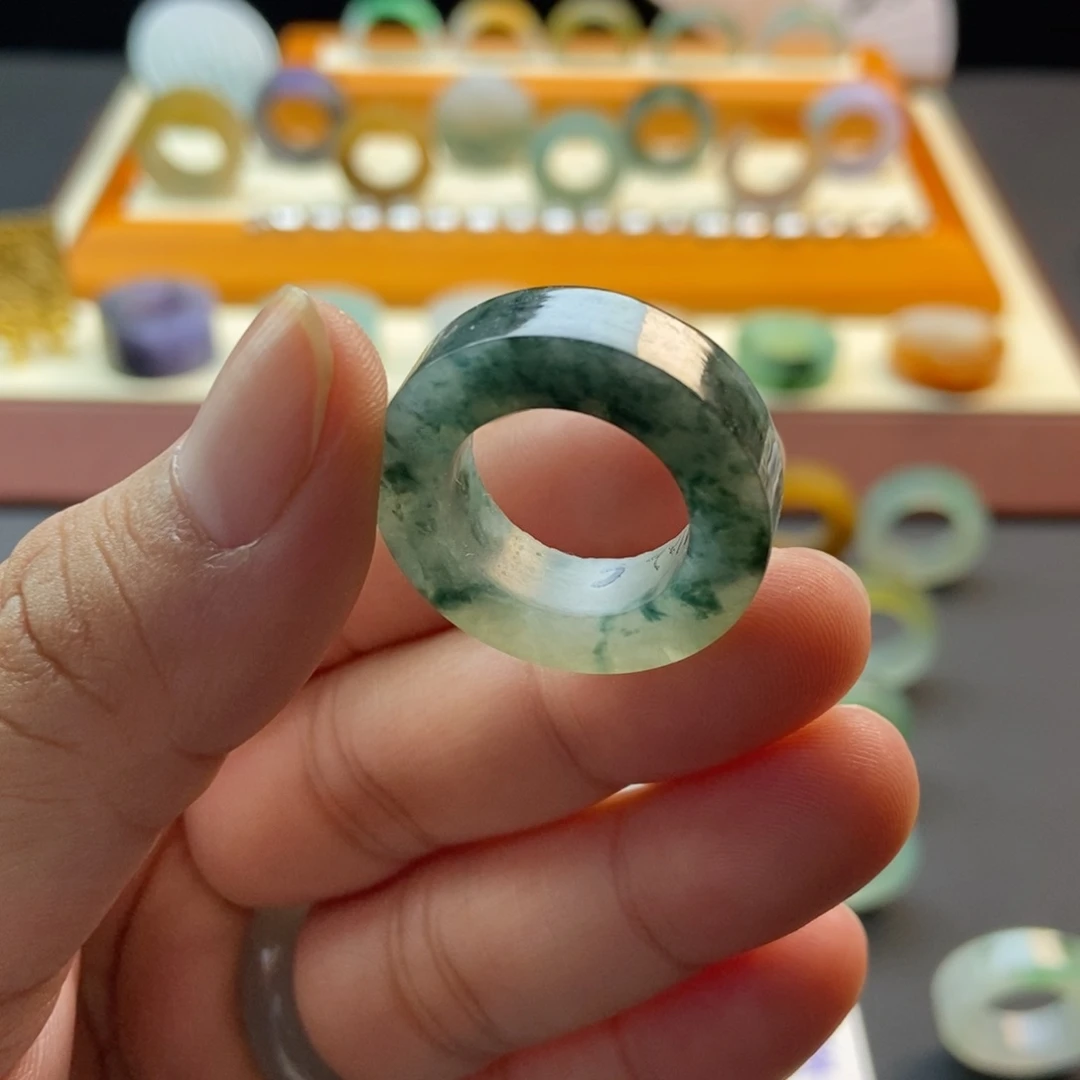 一***娇定制翡翠体验价未镶嵌
