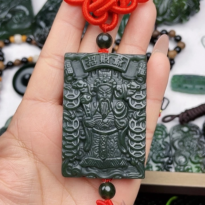 蛇纹石玉未镶嵌挂件泰山玉财神车挂