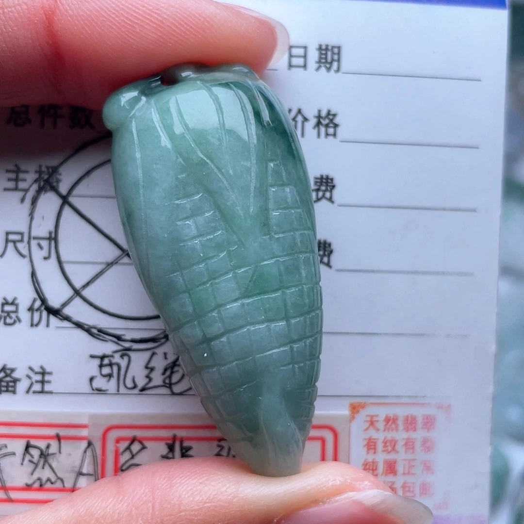 翡翠颈饰未镶嵌玉米