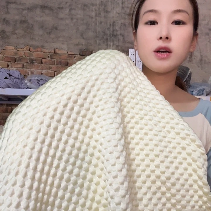 聚酯纤维万能沙发套冰豆豆全包双人 随机