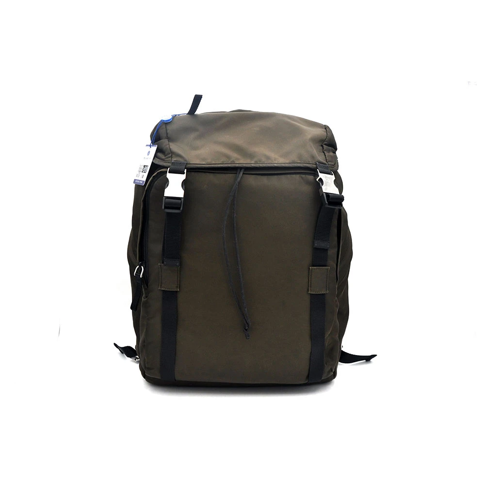 95新 Prada/普拉达 97新军绿色降落伞系列尼龙双肩包29*40/47849