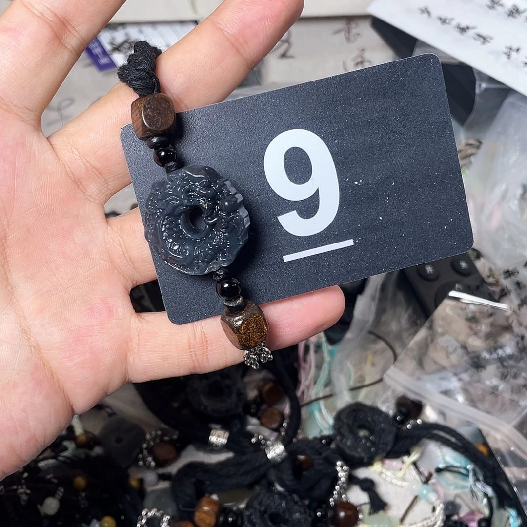 蛇纹石玉颈饰合金未**羊