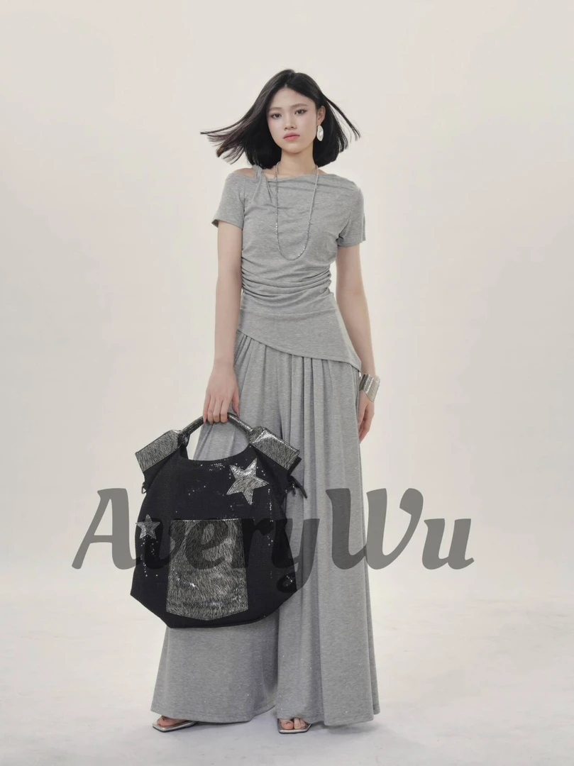 老吴衣橱【冷灰酷飒】灰色弹力修身上衣休闲直筒裙裤烫钻套装K653