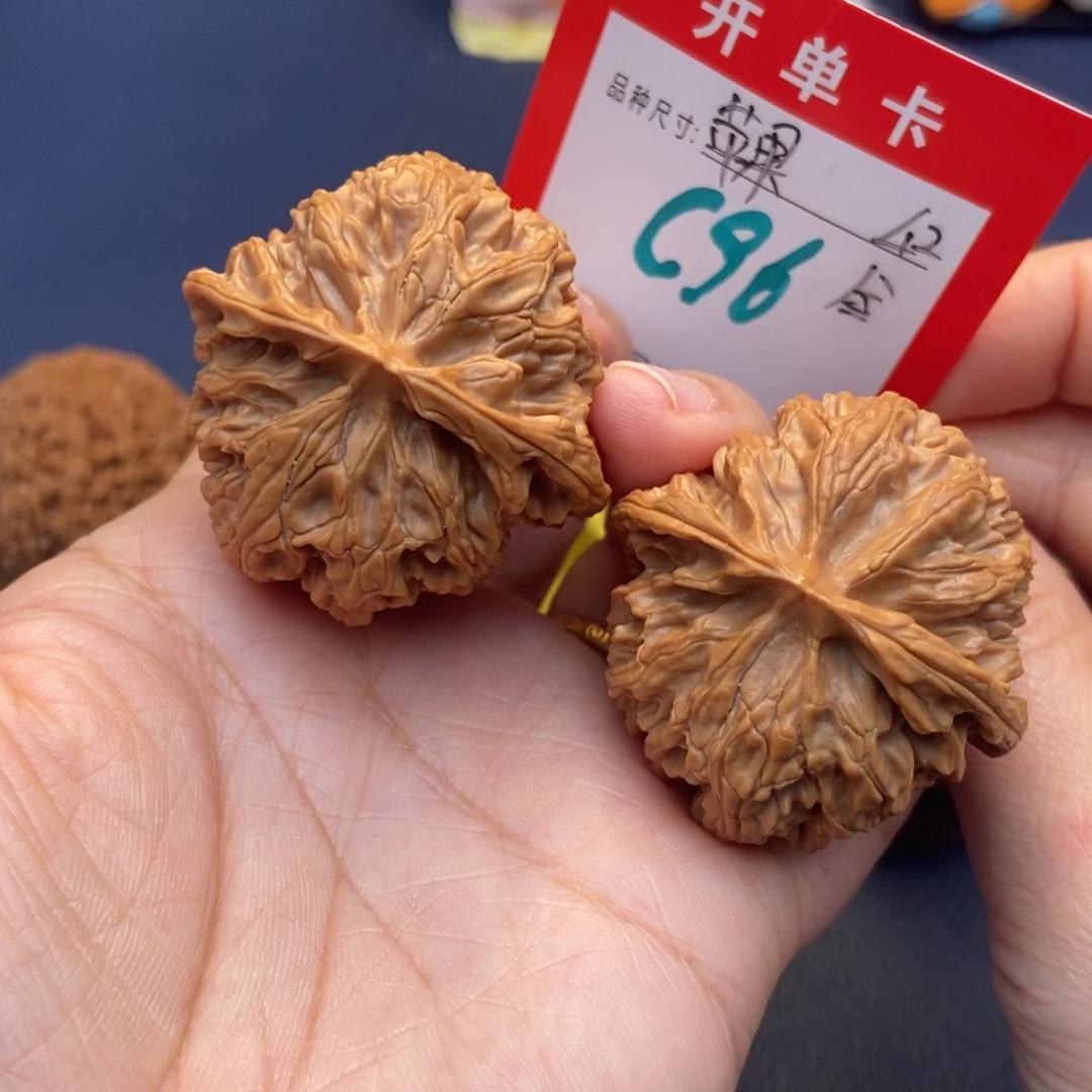 吊坠文玩核桃文玩核桃