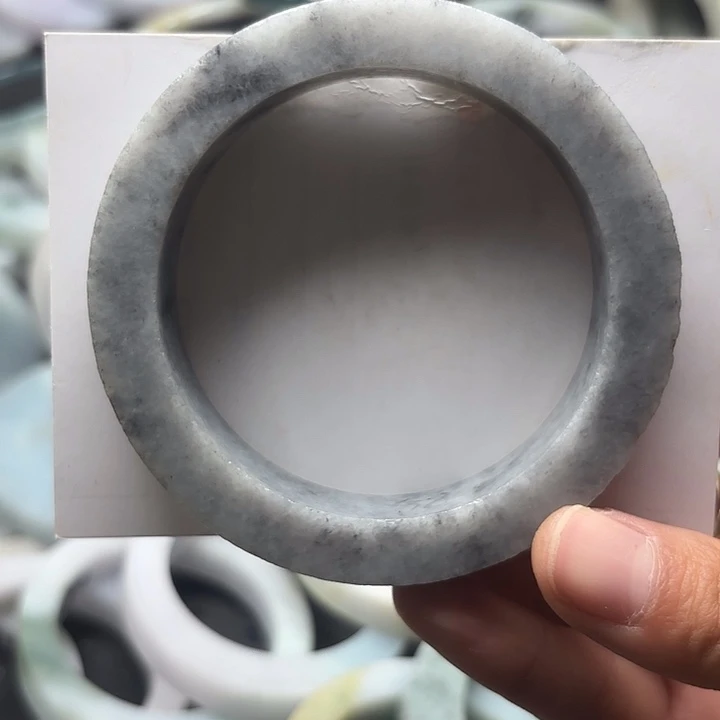 定制翡翠未镶嵌.缅甸翡翠冰乌鸡手镯