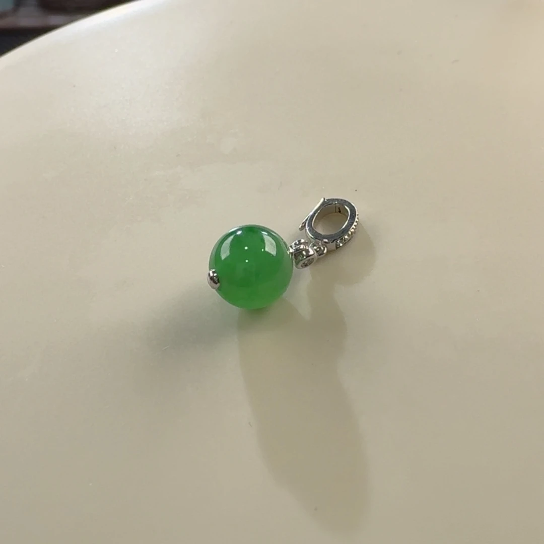 翡翠手链未镶嵌冰绿小滴溜卡7.3