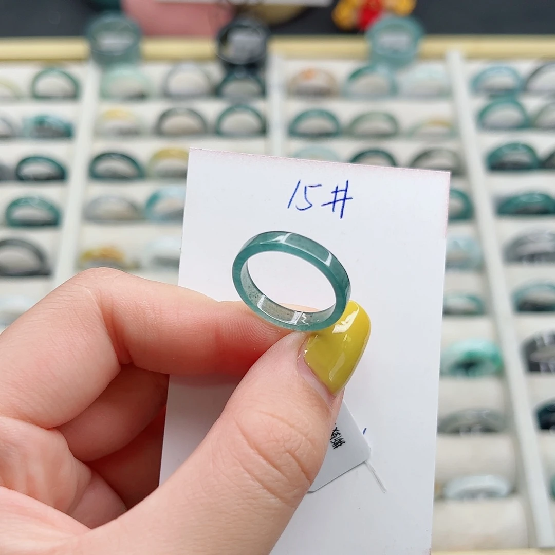 翡翠戒指未镶嵌翡翠